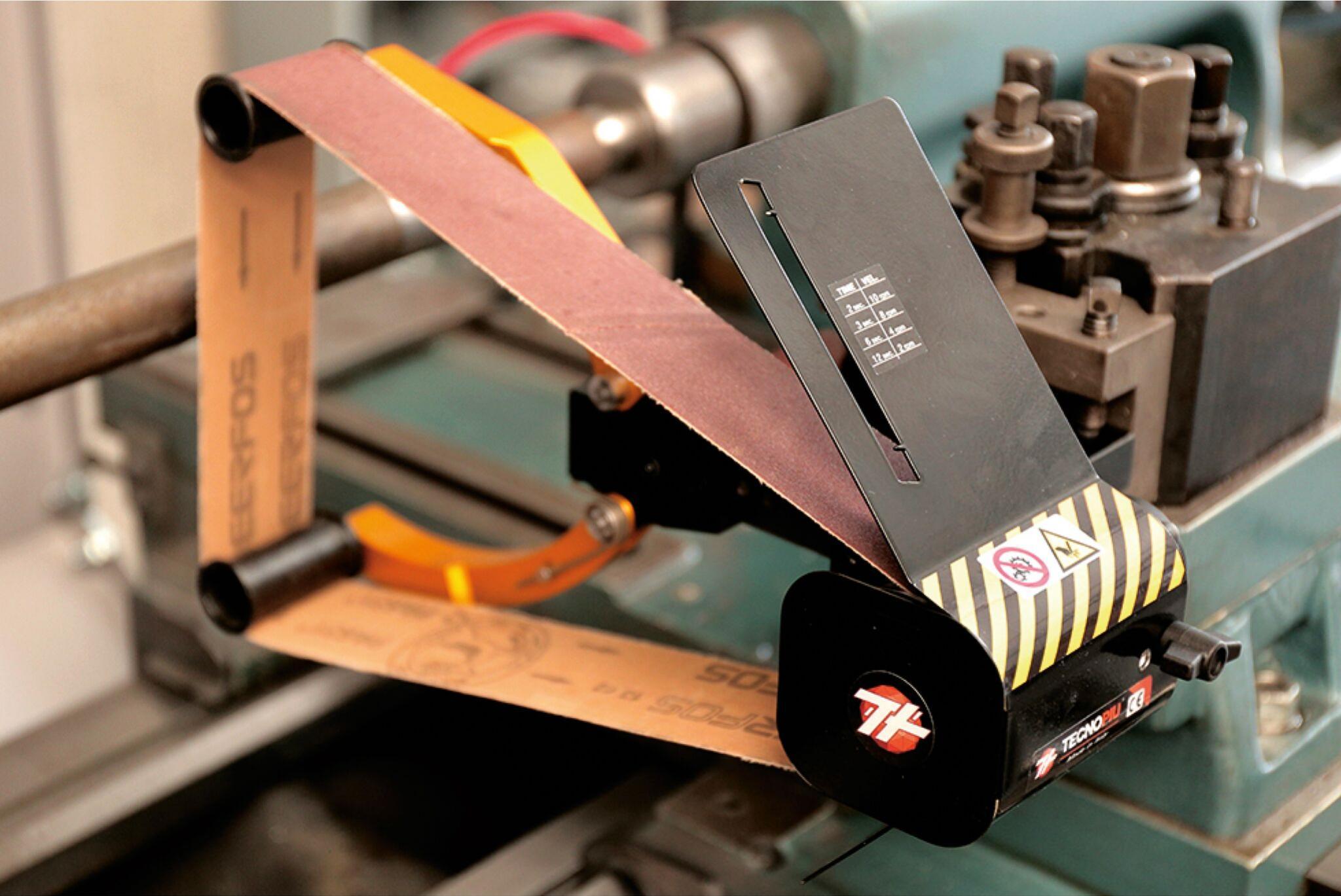 Automatic Sanding Belt Holders
